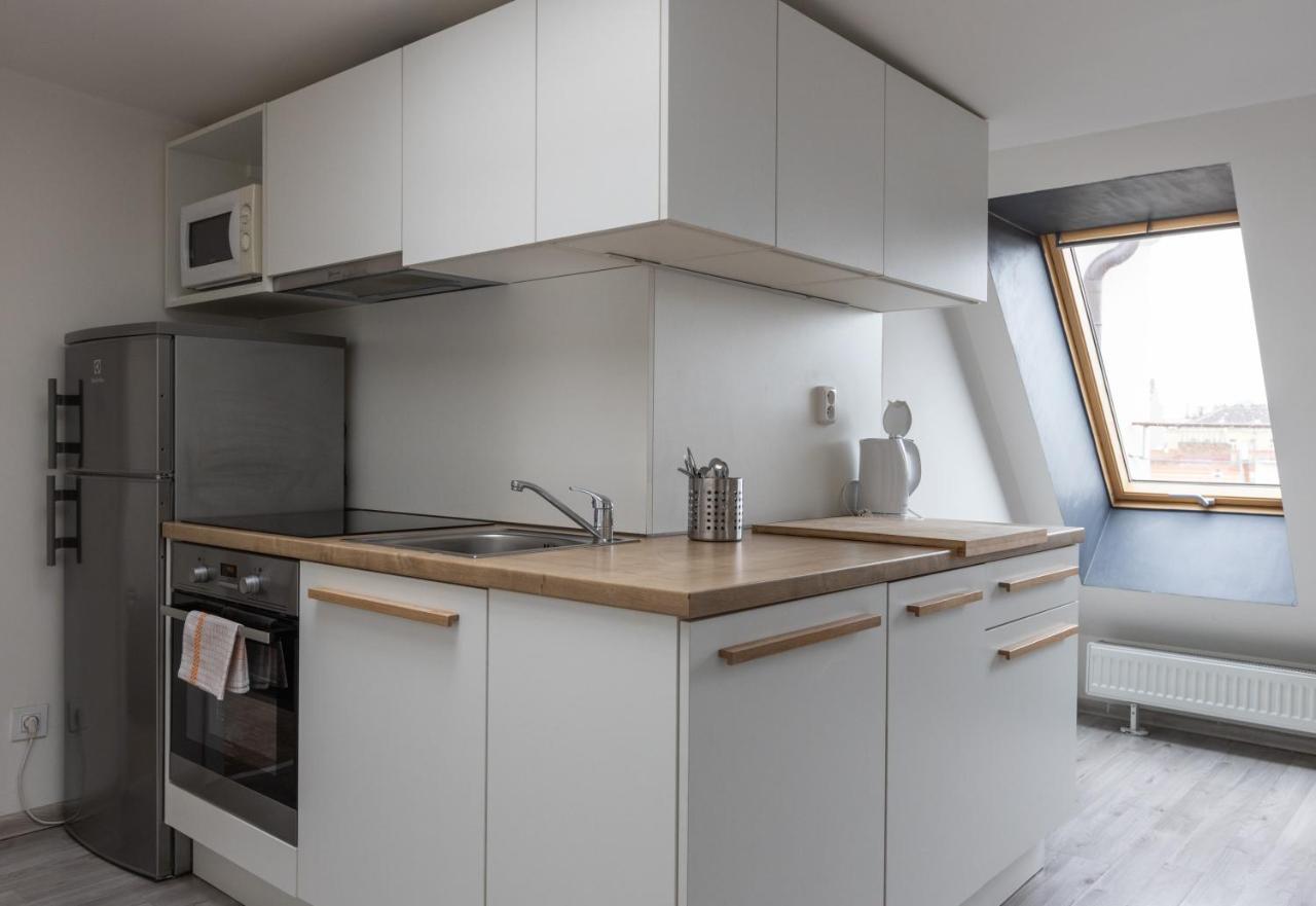 פראג Top Wenceslas Square Apartment מראה חיצוני תמונה