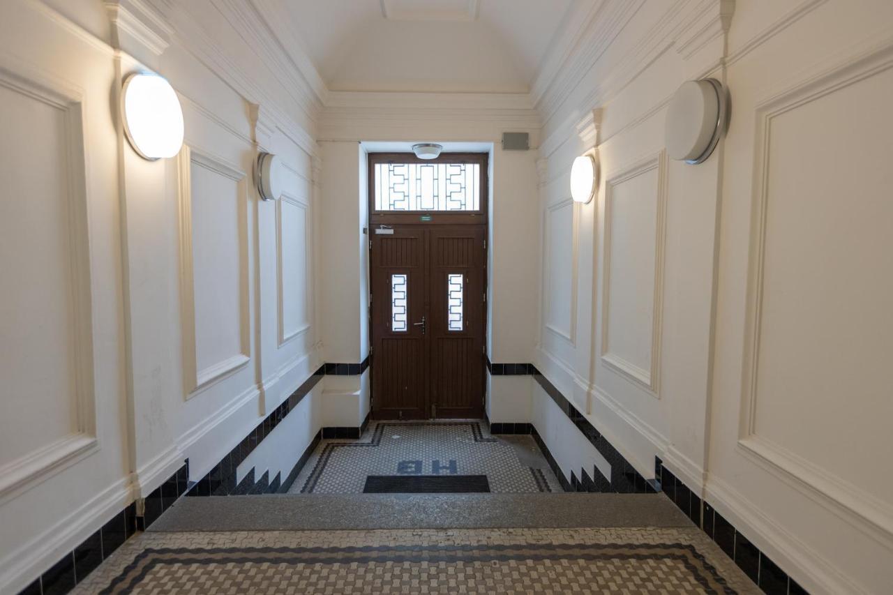 פראג Top Wenceslas Square Apartment מראה חיצוני תמונה