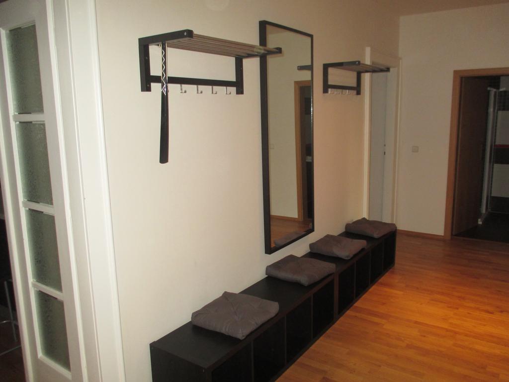 פראג Top Wenceslas Square Apartment מראה חיצוני תמונה